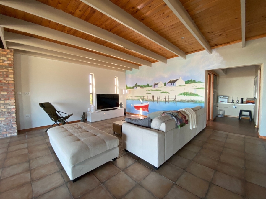 Commercial Property for Sale in Hartebeesfontein Western Cape
